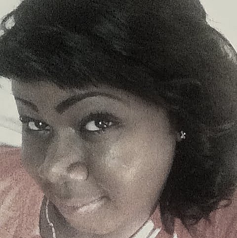 Marie Samuels Photo 12