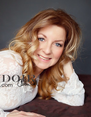 Elaine Clark Photo 34