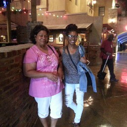 Sandra Fields Photo 30