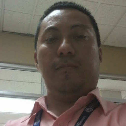 Edwin Reyes Photo 28