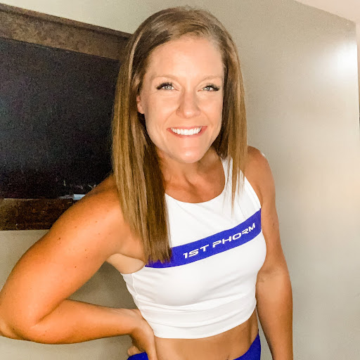 Jenna Roth Photo 31