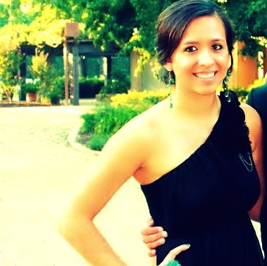 Heather Perez Photo 14