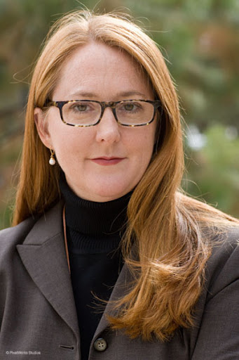 Julie Elston Photo 3