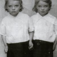 Margaret Allan Photo 34