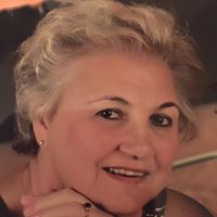 Gloria Harris Photo 40