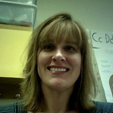 Lynn Davis Photo 9
