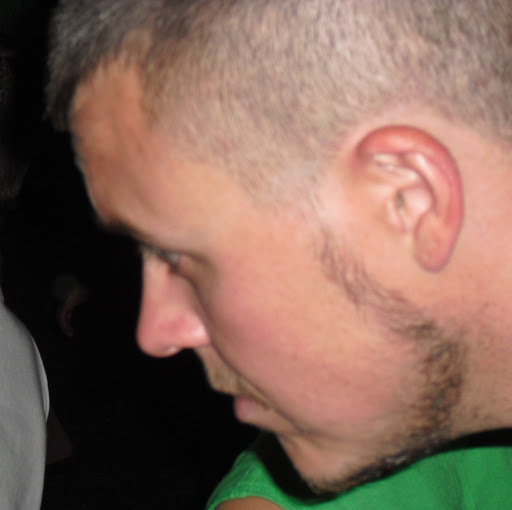 Mike Vest Photo 34