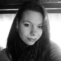 Jennifer Reese Photo 14
