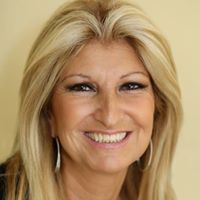 Julia Mazza Photo 8