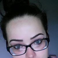 Sarah Halliday Photo 15