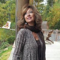 April Hargett Photo 15