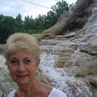 Edith Schneider Photo 23