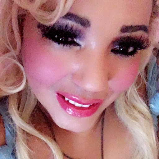 Samantha Page Photo 28
