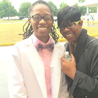 Kelly Foster Photo 15