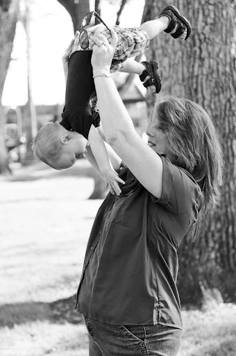 Julie Phelan Photo 29