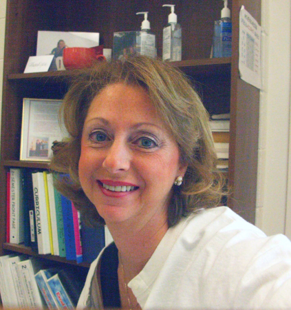 Laurie Thompson Photo 17