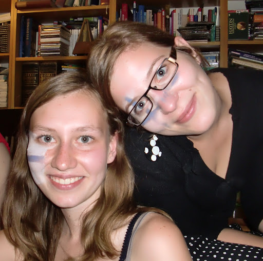 Laura Stephan Photo 26