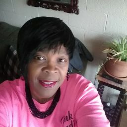 Gloria Green Photo 33