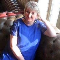 Julia Cartwright Photo 16