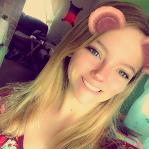 Alyssa Ledbetter Photo 4