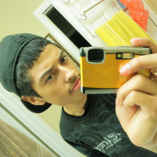 Oscar Vargas Photo 33