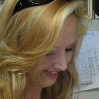 Dawn Laughlin Photo 27