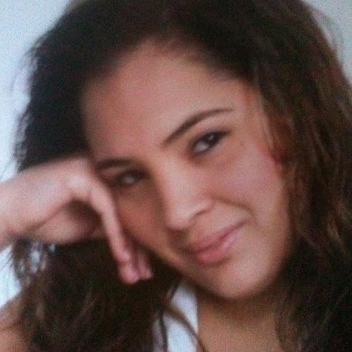 Jennifer Leon Photo 4