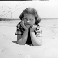 Jeanne Sanders Photo 20