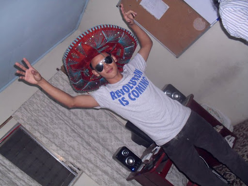 Hector Lobo Photo 6