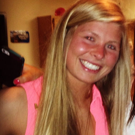 Jessica Goodrich Photo 13