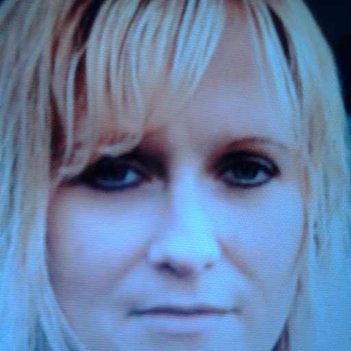 Tracy Adkins Photo 25