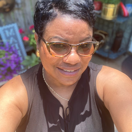 Sheryl Williams Photo 36