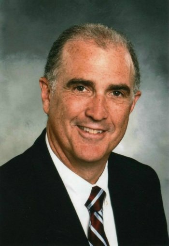 Kenneth Fox Photo 36