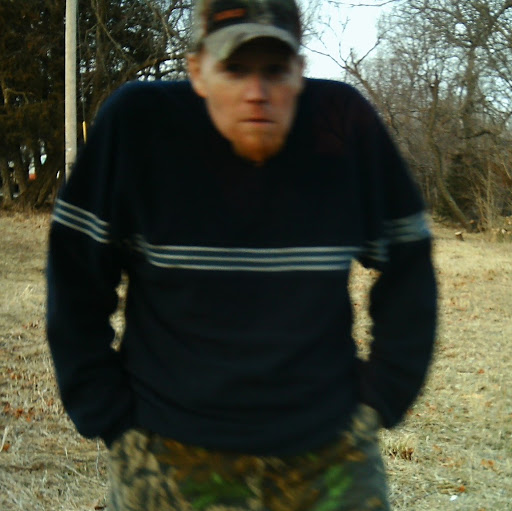 Robert Compton Photo 38
