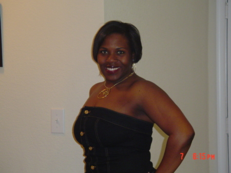 Monica Hunter Photo 9
