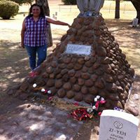 Michelle Ecker Photo 4