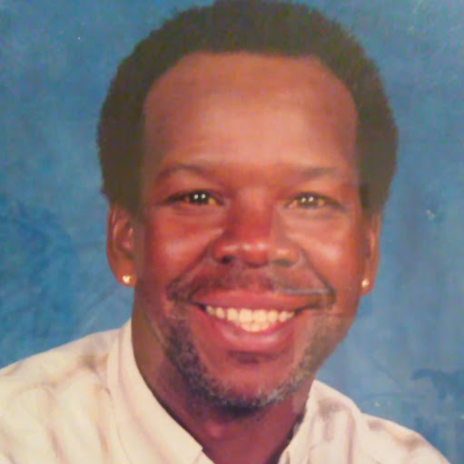 Stanley Sanders Photo 17