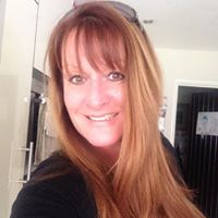 Stephanie Heit Photo 3