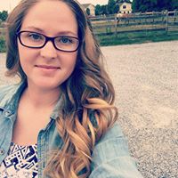 Amanda Schaeffer Photo 18