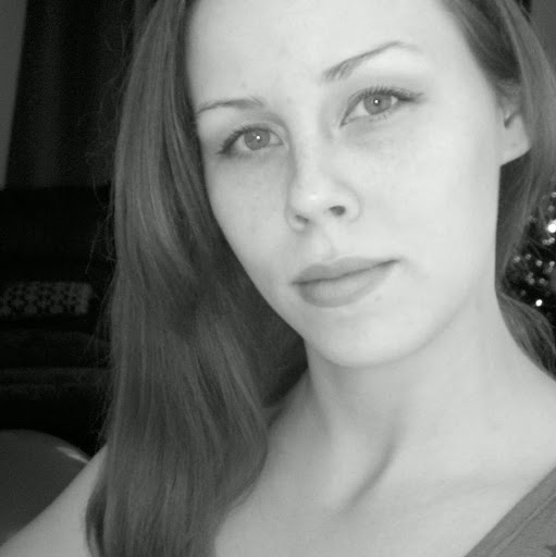 Sarah Reed Photo 8
