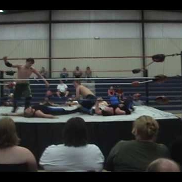 Josh Storm Photo 26