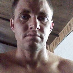 Steven Spires Photo 25