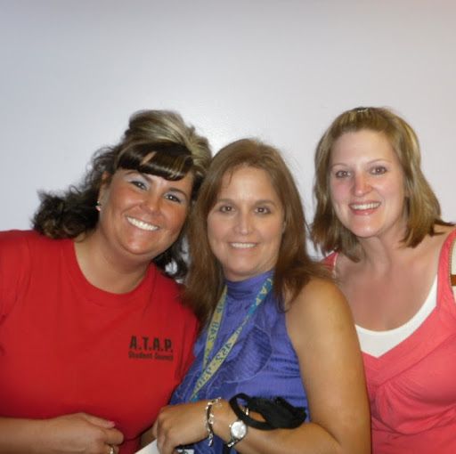 Stacie Clark Photo 30