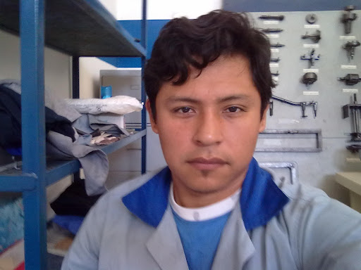 Gabriel Gonzales Photo 24