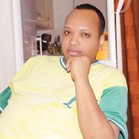 Ali Omar Photo 19