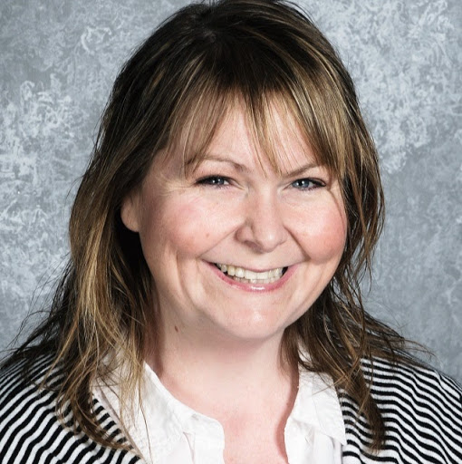 Jennifer King Photo 23