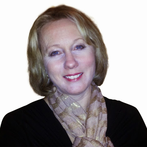 Louise Goodwin Photo 28