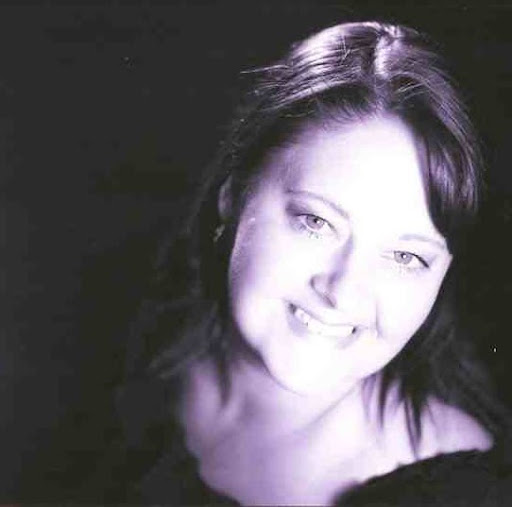 Lisa Birch Photo 28