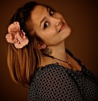 Jennifer Friend Photo 29