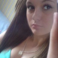 Erica Robles Photo 18